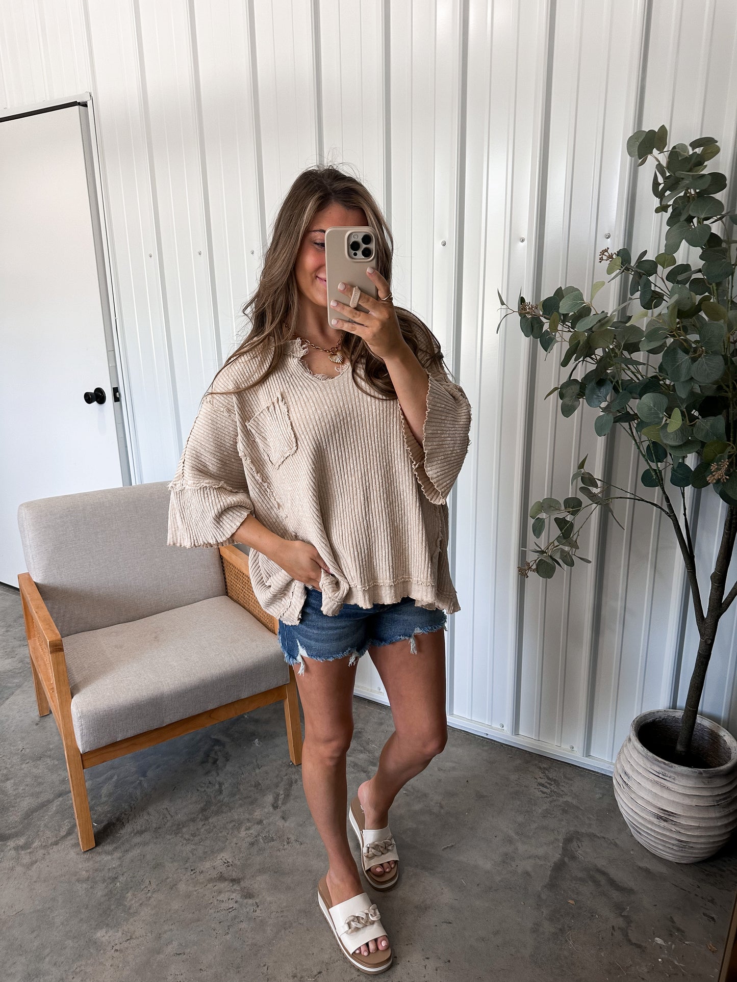 Kenedy Relaxed Fit Top- Sand