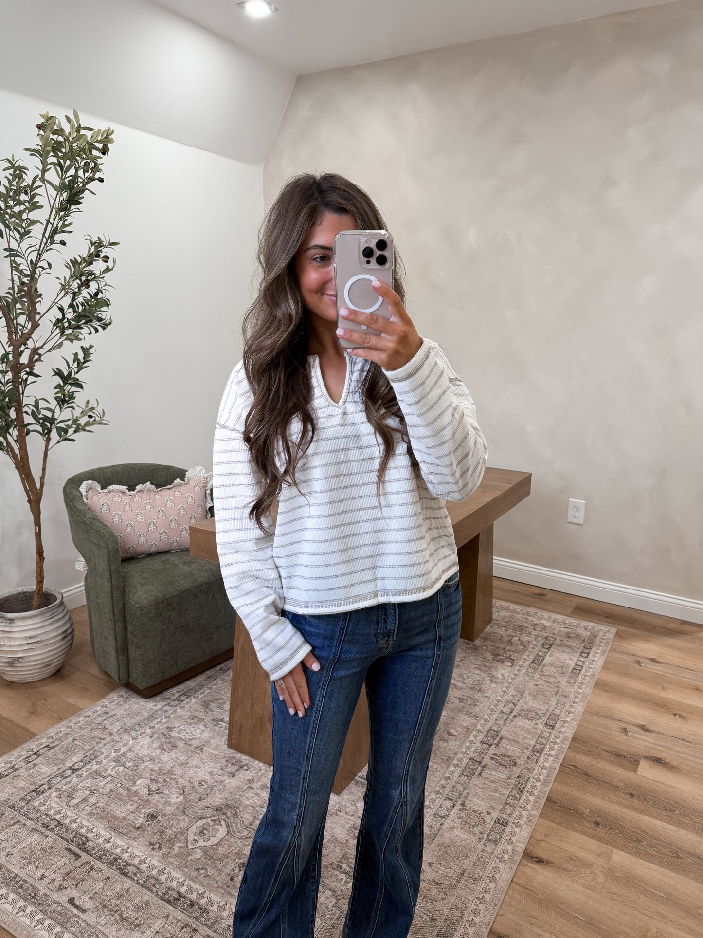 Essential notched Long Sleeve - Cream