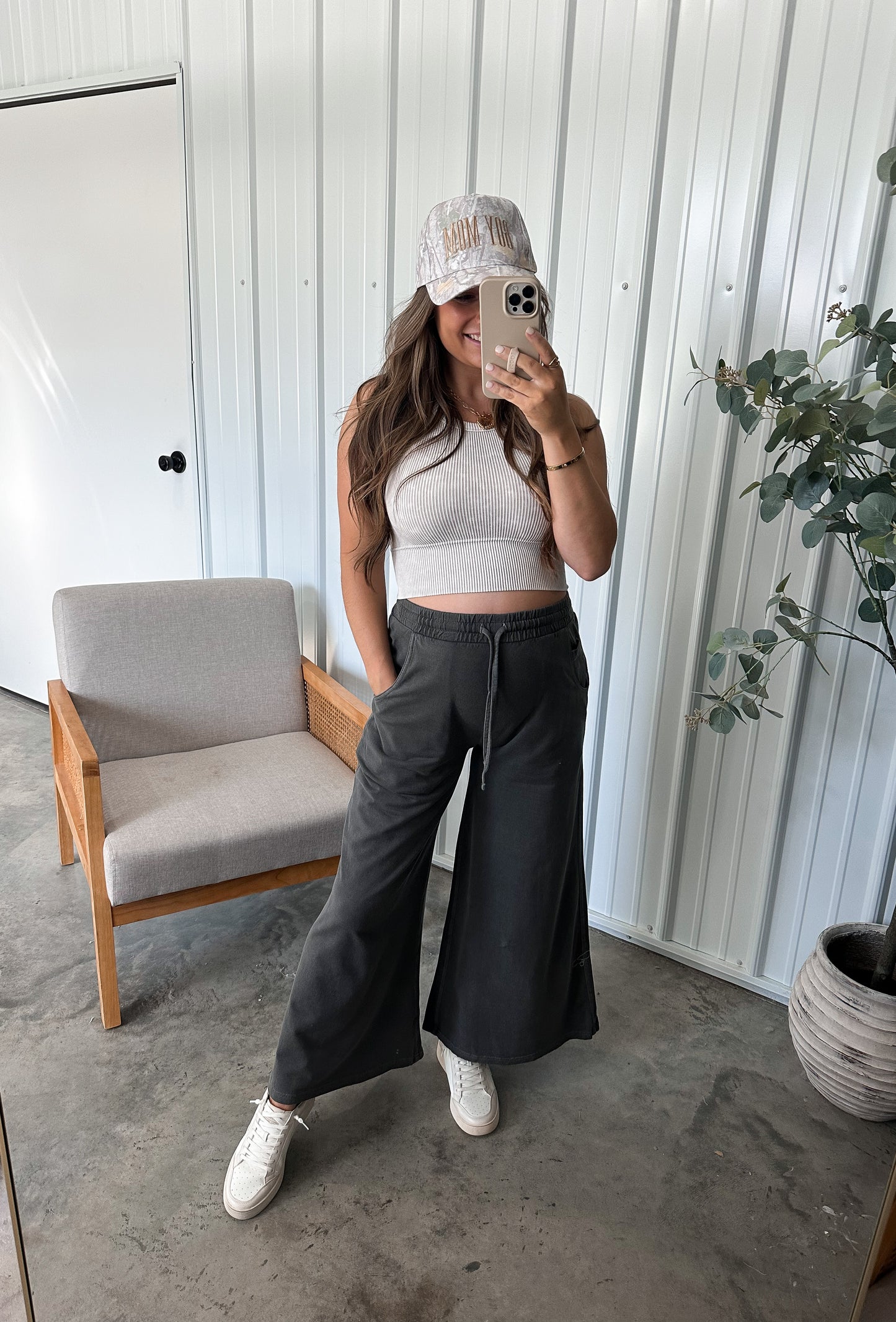 Ribbed Seamless Longline Tank-Bone