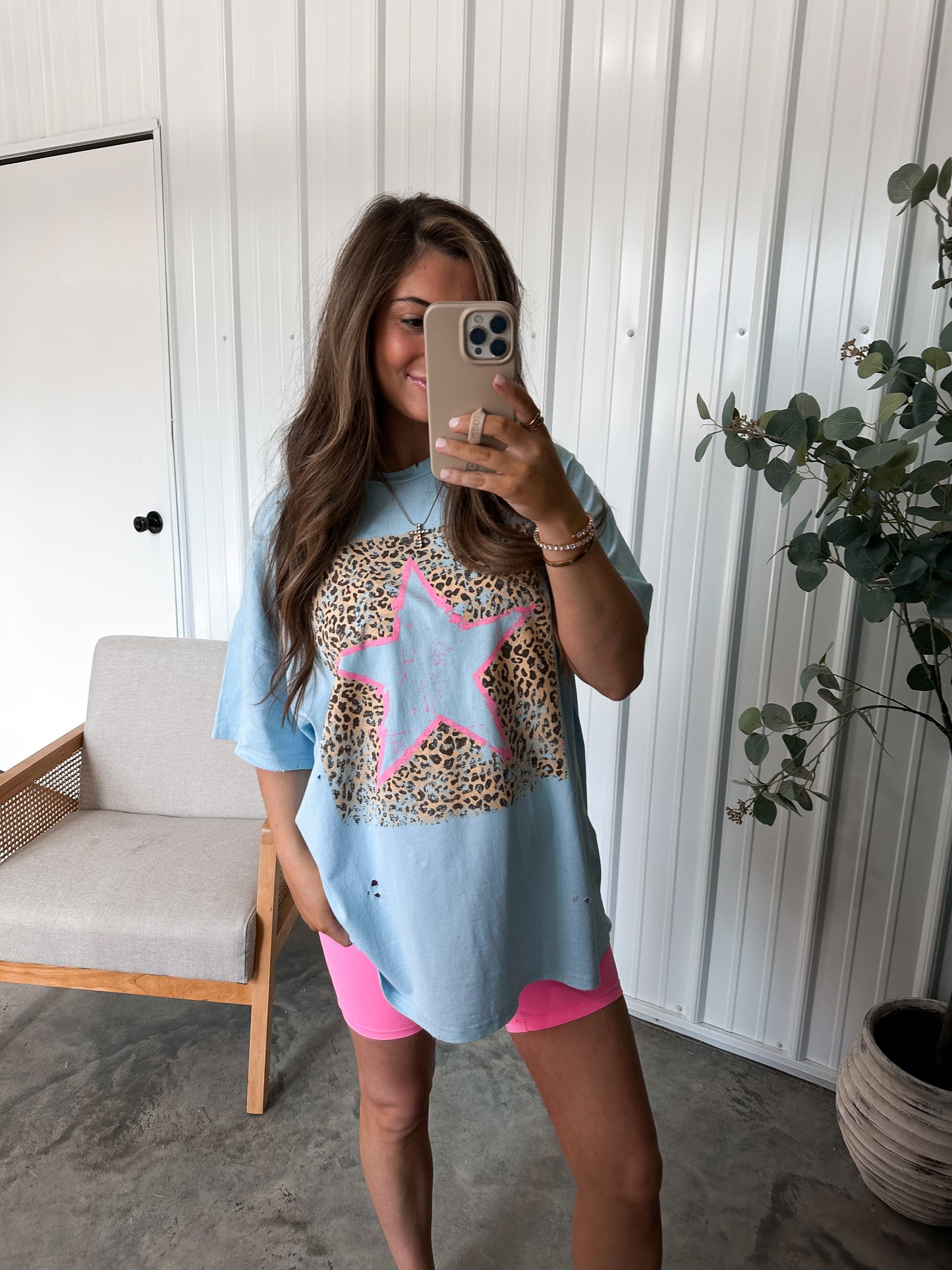 Vintage Leopard Star Tee- light blue