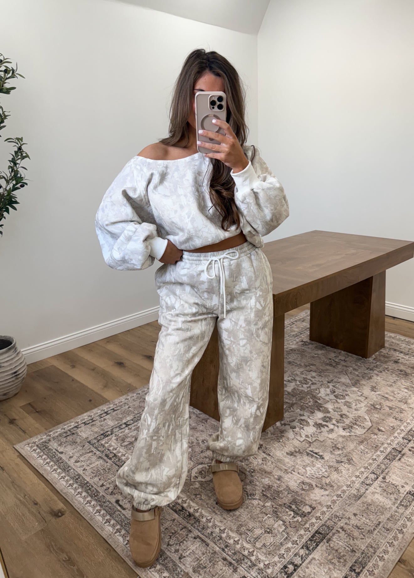 Off the Shoulder Cozy Crew - White