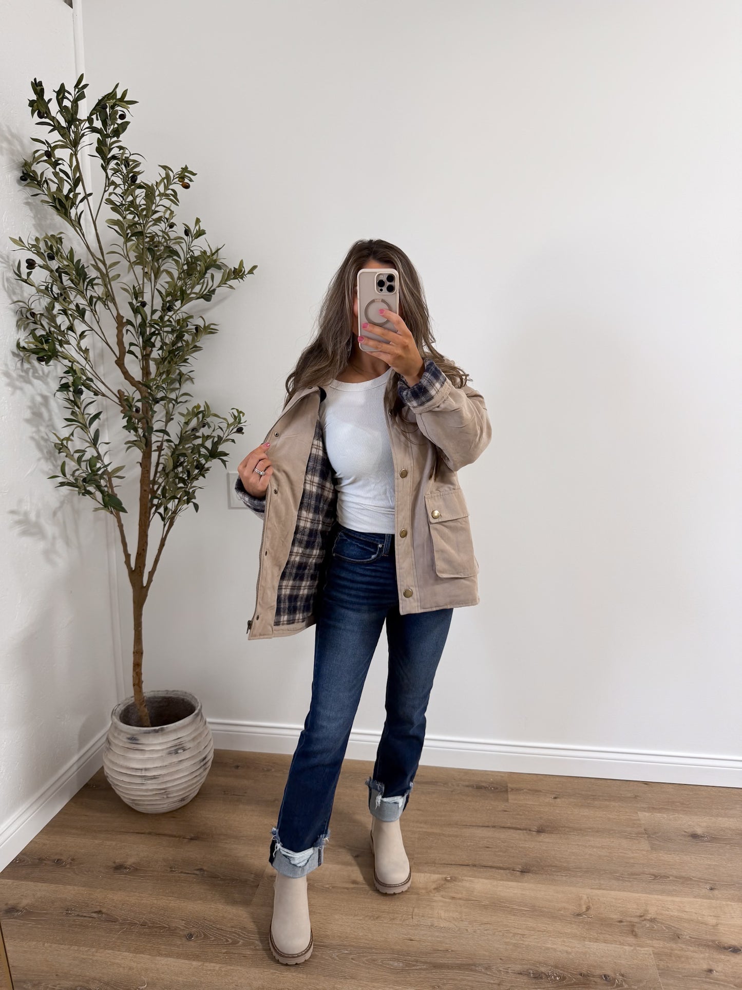 Straight Leg Cuff Jeans - Comfort Stretch