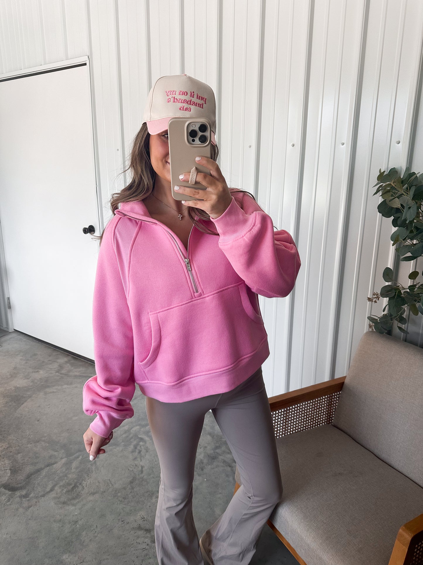 Hot Shot Pullover - Bubblegum