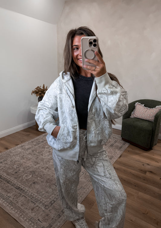 Badlands Camo Full Zip - gray