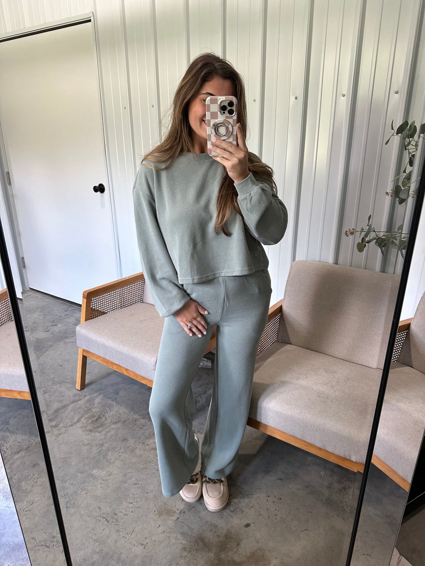 Lora Lounge Set