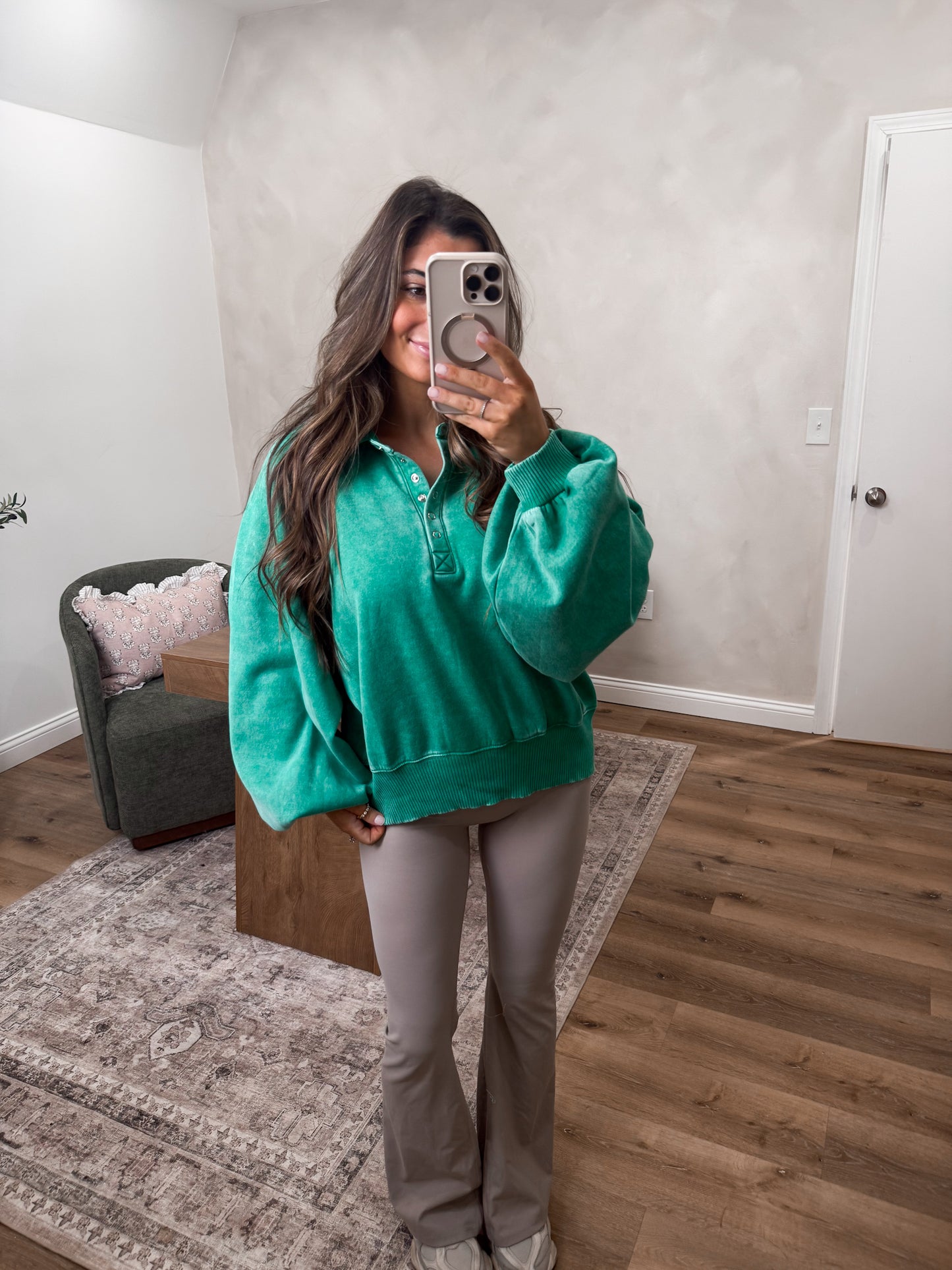 Megan Button Up Pullover - Kelly Green
