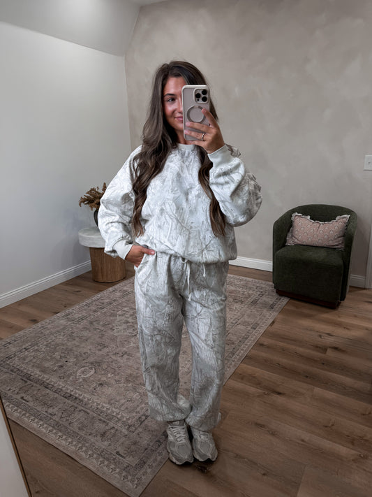 Badlands Camo Pullover - gray