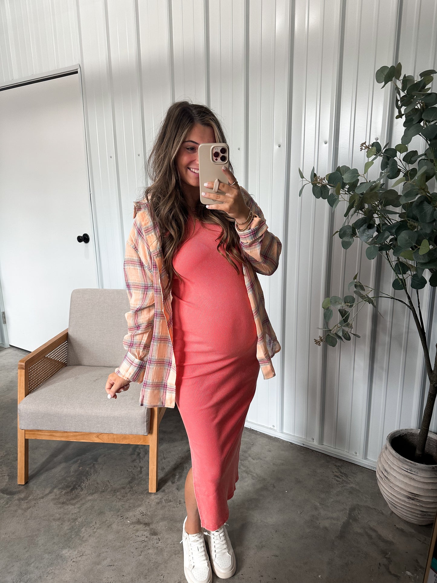 Lightweight Pinky Plaid Button Down