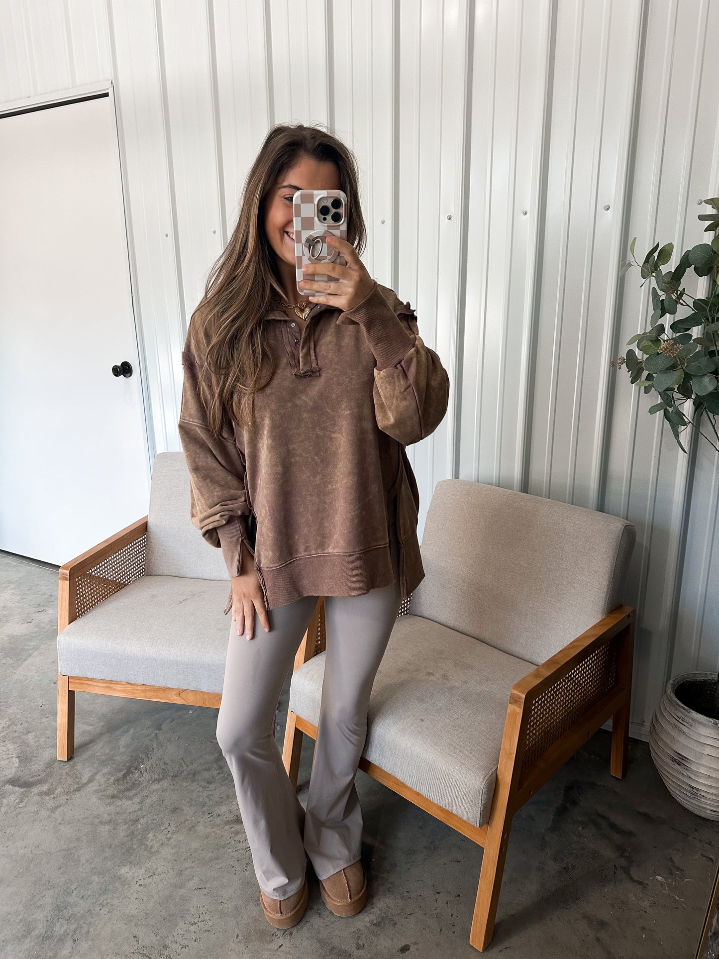 Camden Side Slit Henley- Mocha