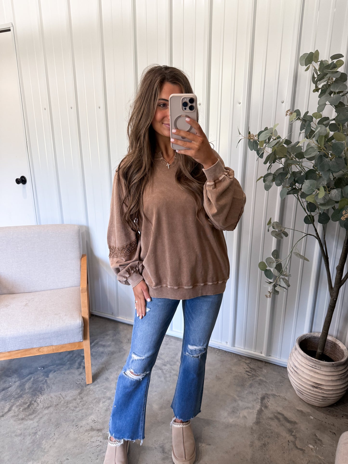 Mocha Muse Vintage Lace Pullover