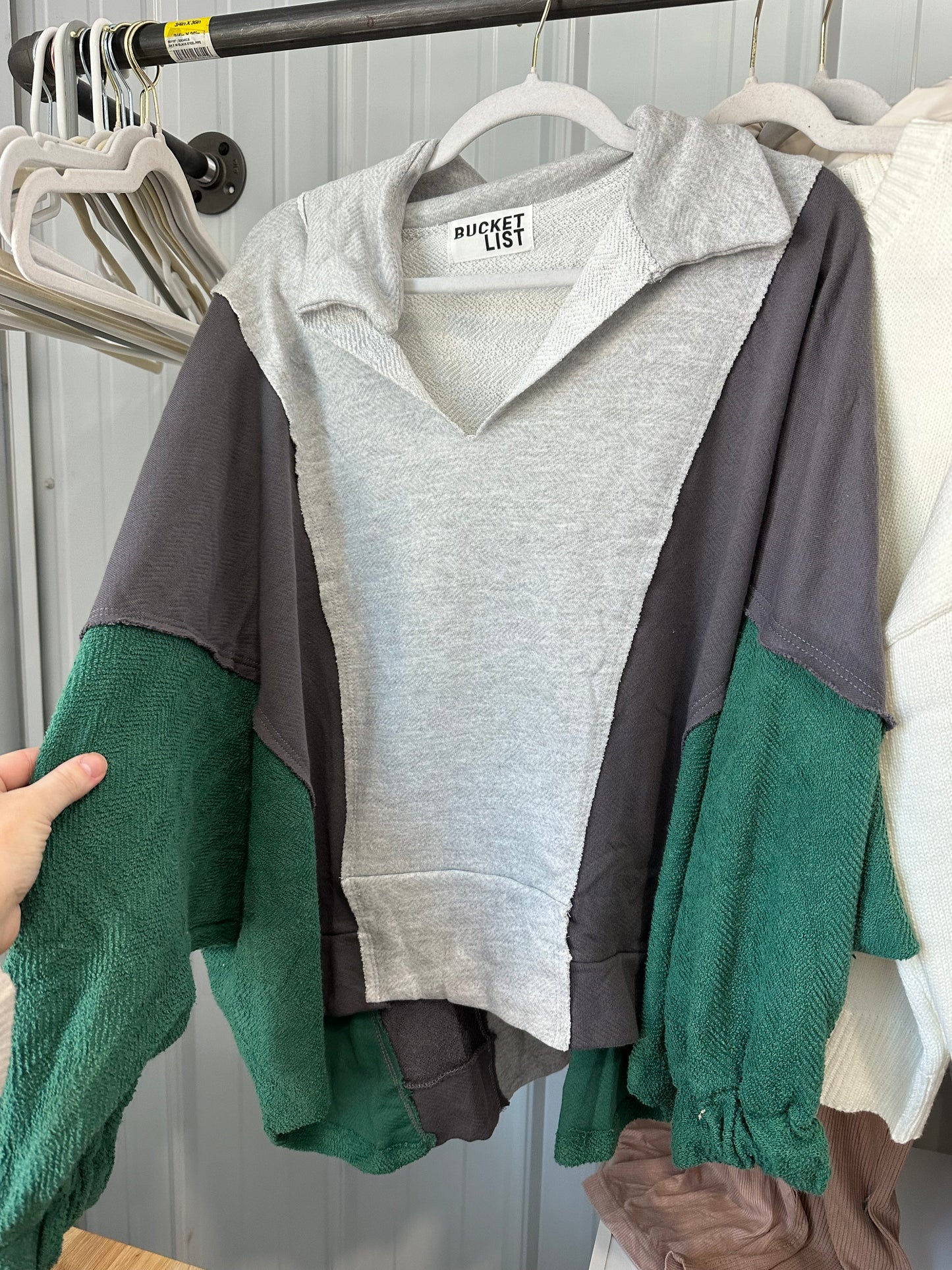 Lightly loved Blake pullover size small