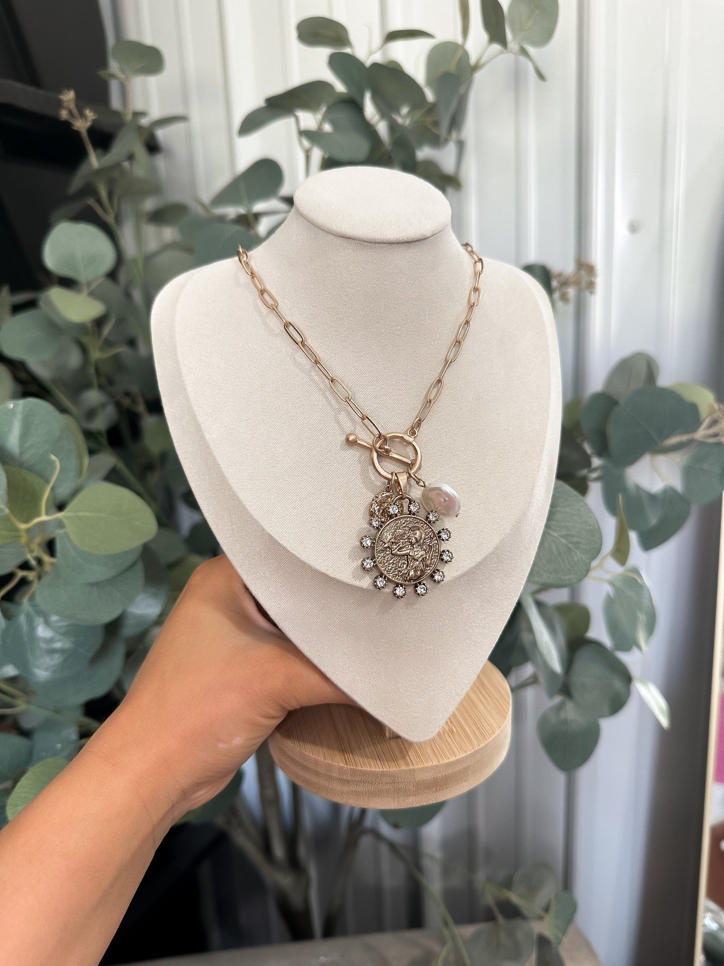 Coin Pearl Bead Oval Link Necklace