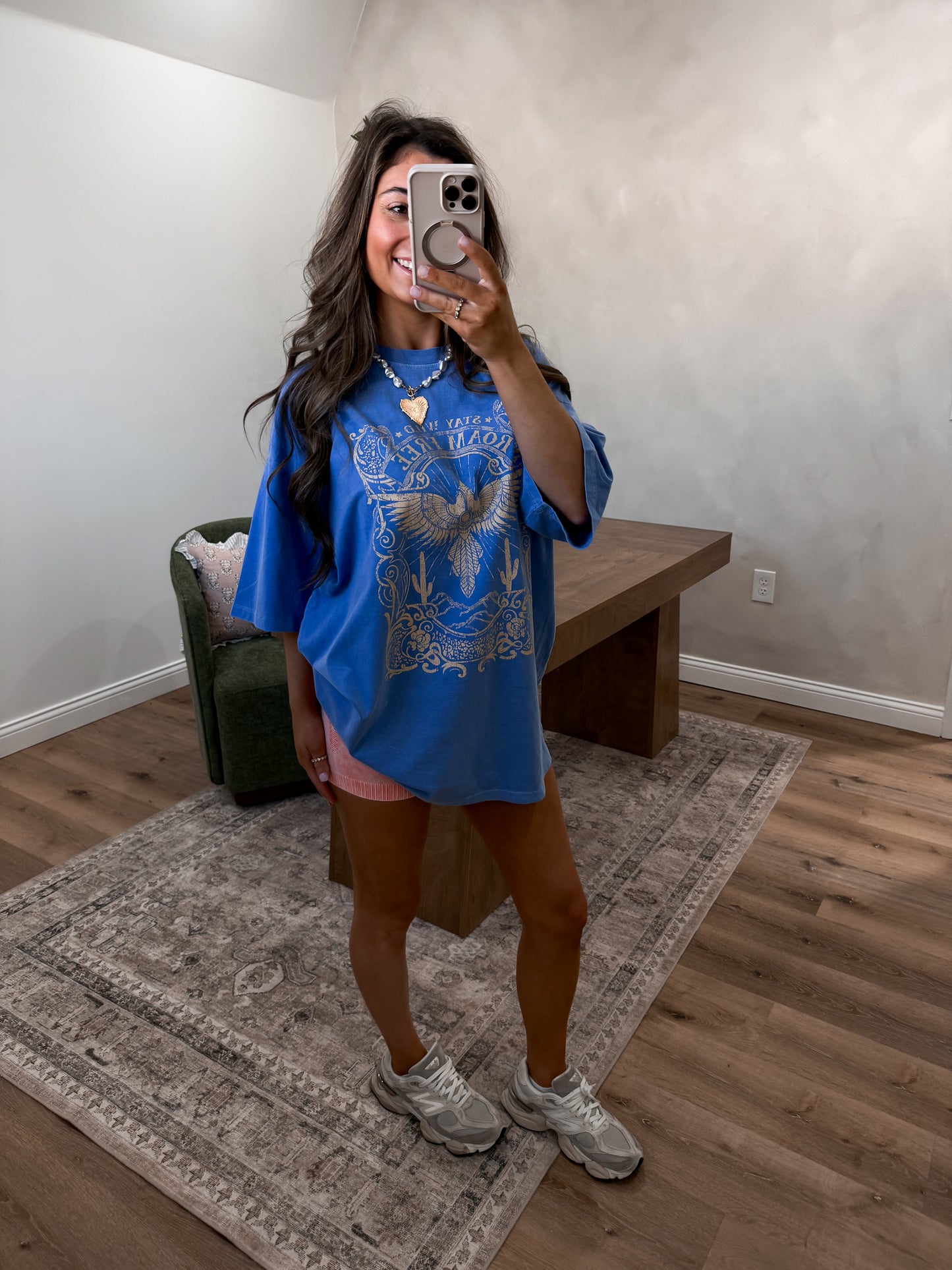 Vintage indigo Roam Free Graphic Tee