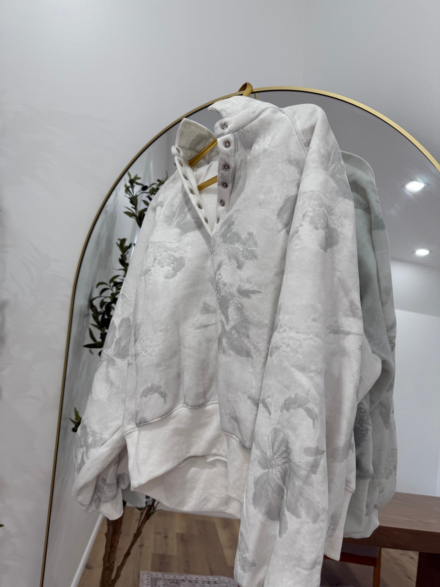 The Piper Pullover - Floral Camo Print