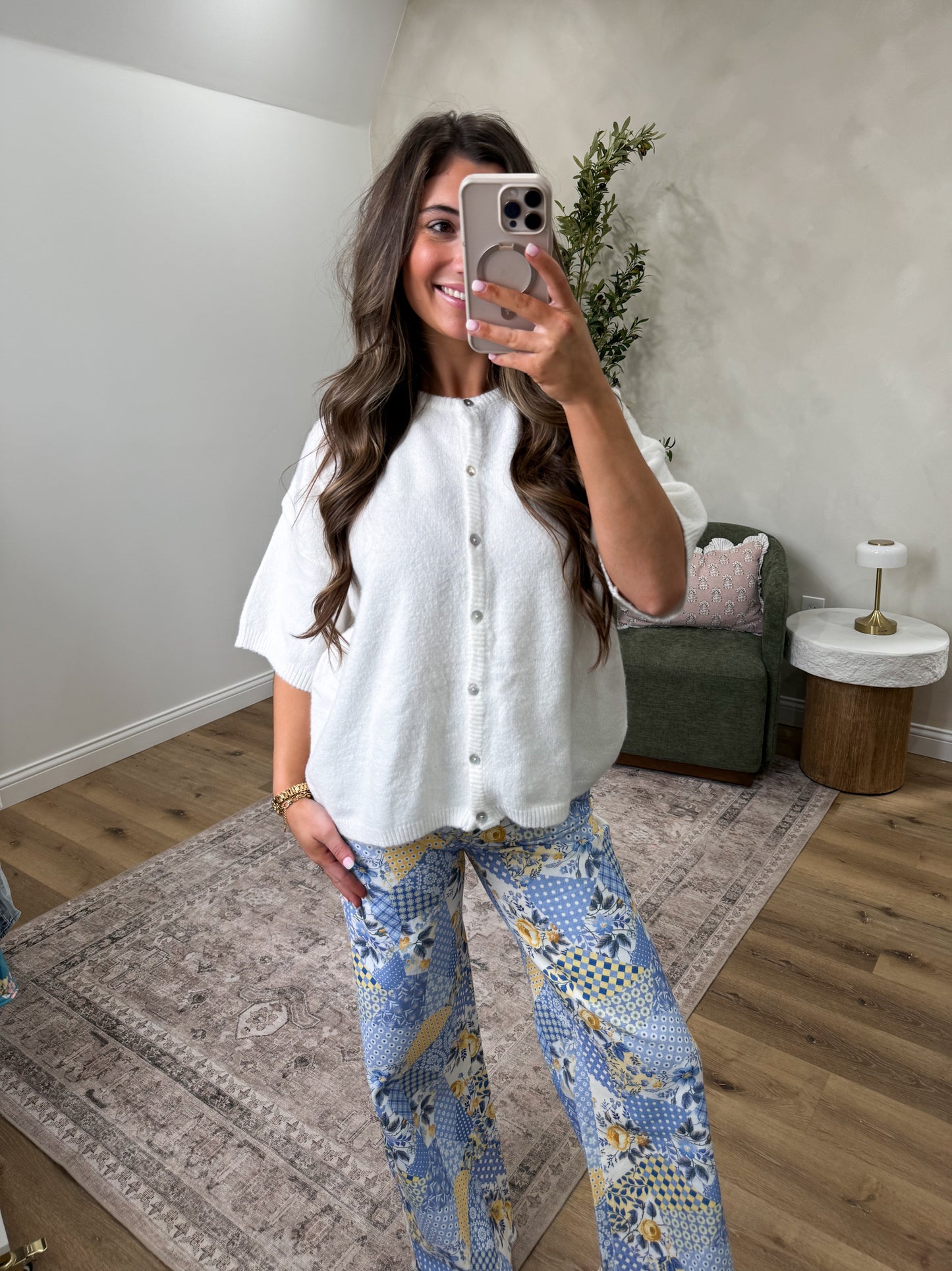 Dove Comfort Cardigan - white