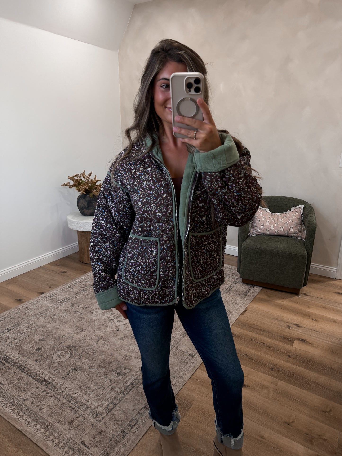 Daybreak Quilted Puffer Jacket - chesnut floral