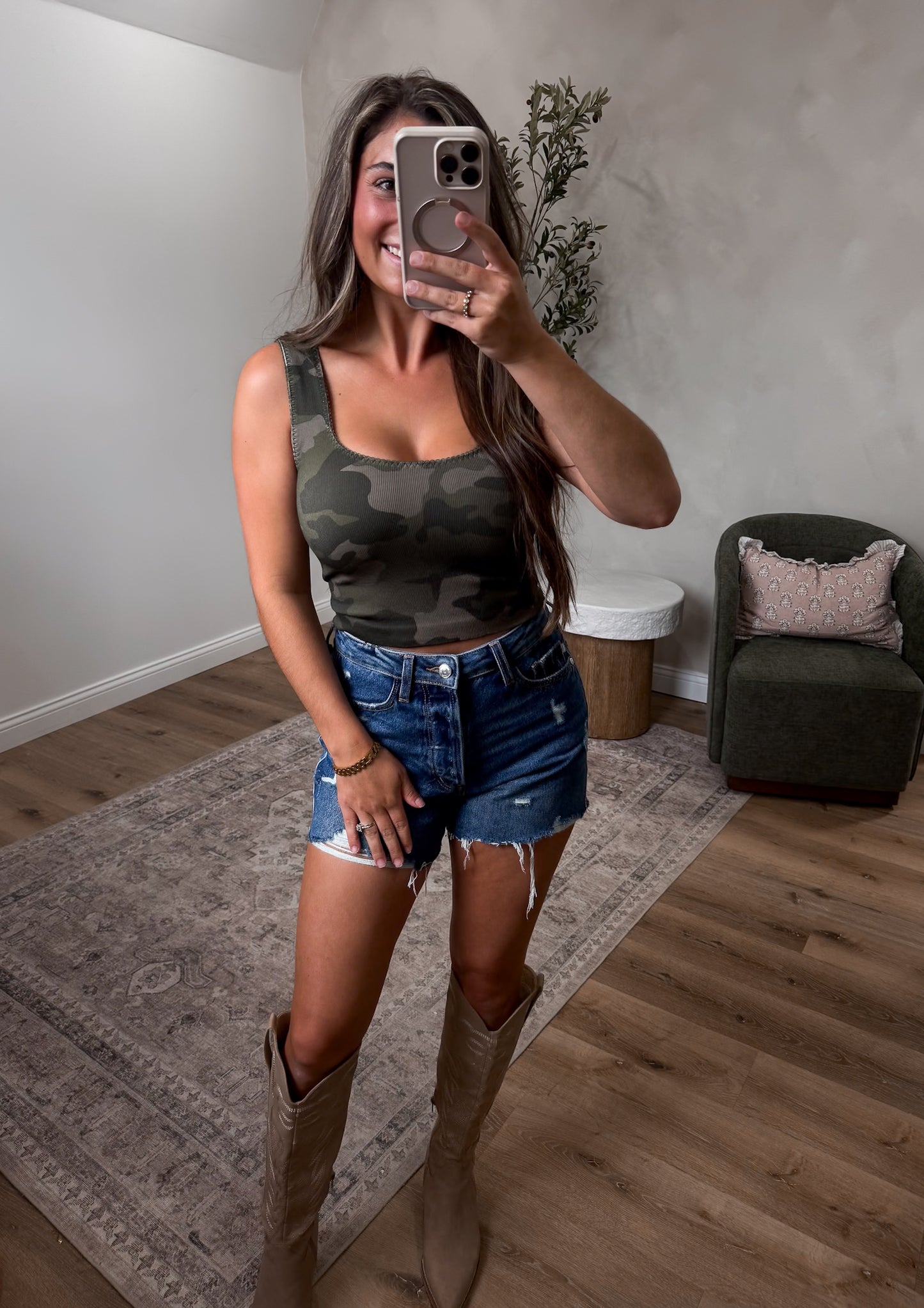 Timber Ribbed Camo Tank - olive