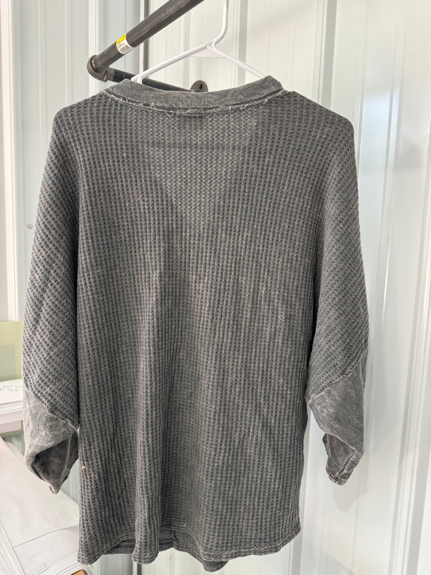 Garment Washed Quarter Sleeve top- Grey * LAST CALL