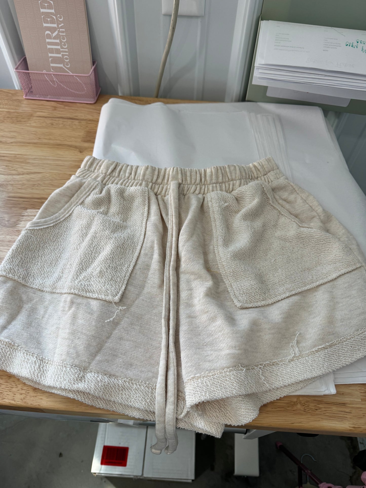 Oatmeal Georgia set ** Lightly Loved**