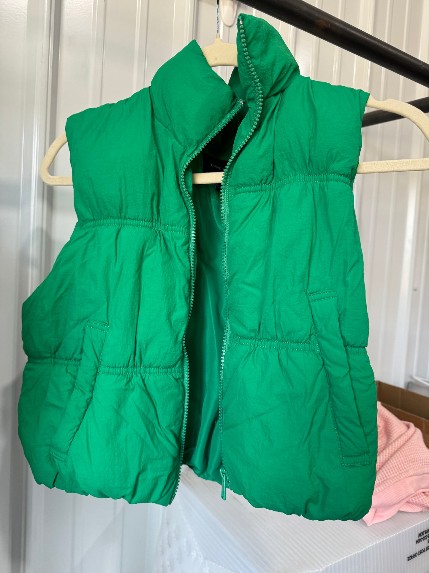 Ruched Cropped Puffer Vest- Green **lightly loved**