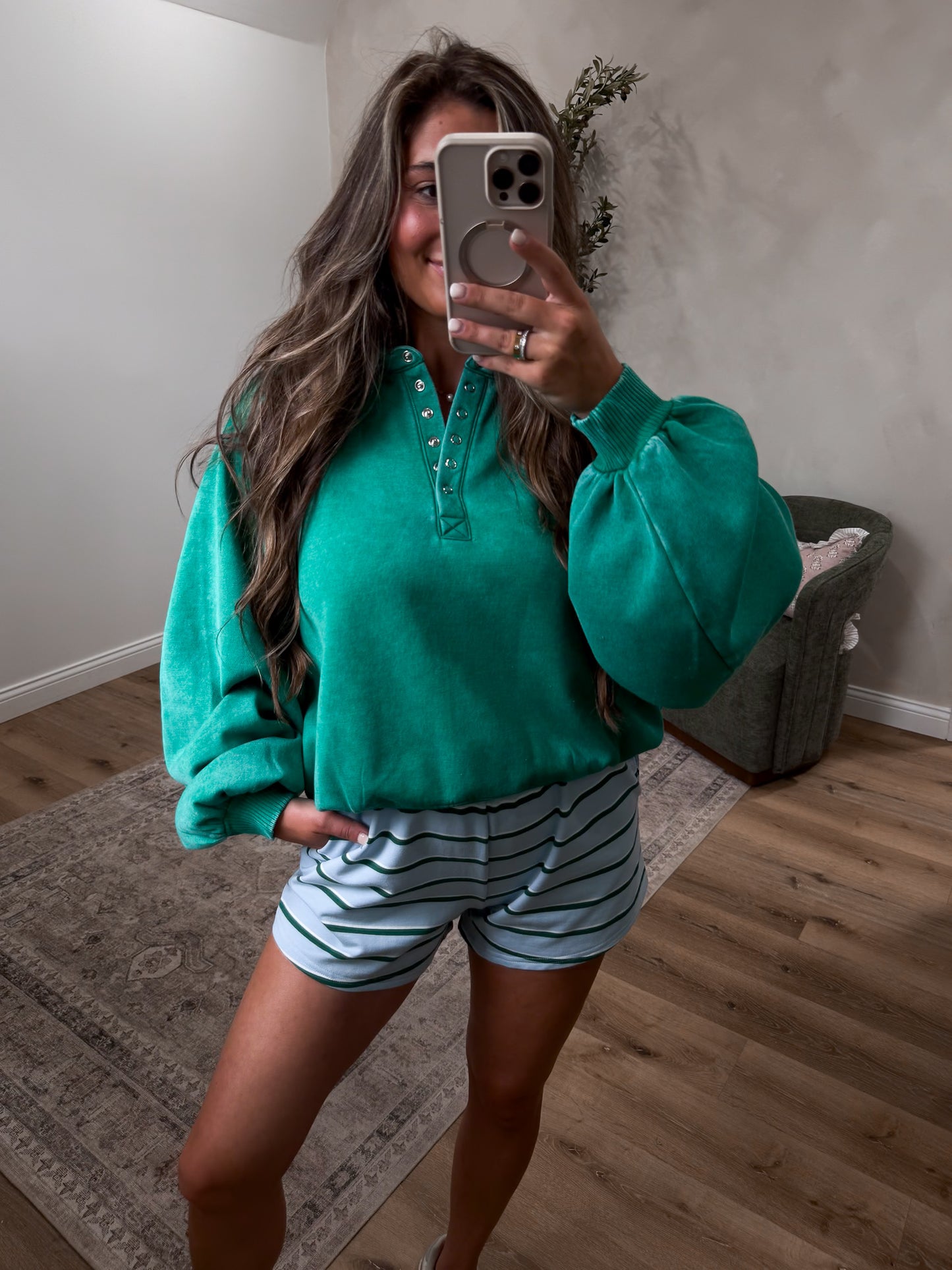 Megan Button Up Pullover - kelly green
