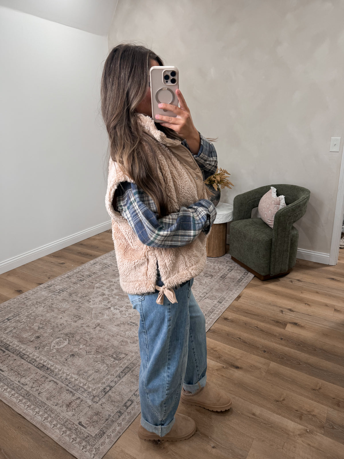 Making Memories Sherpa Vest - beige