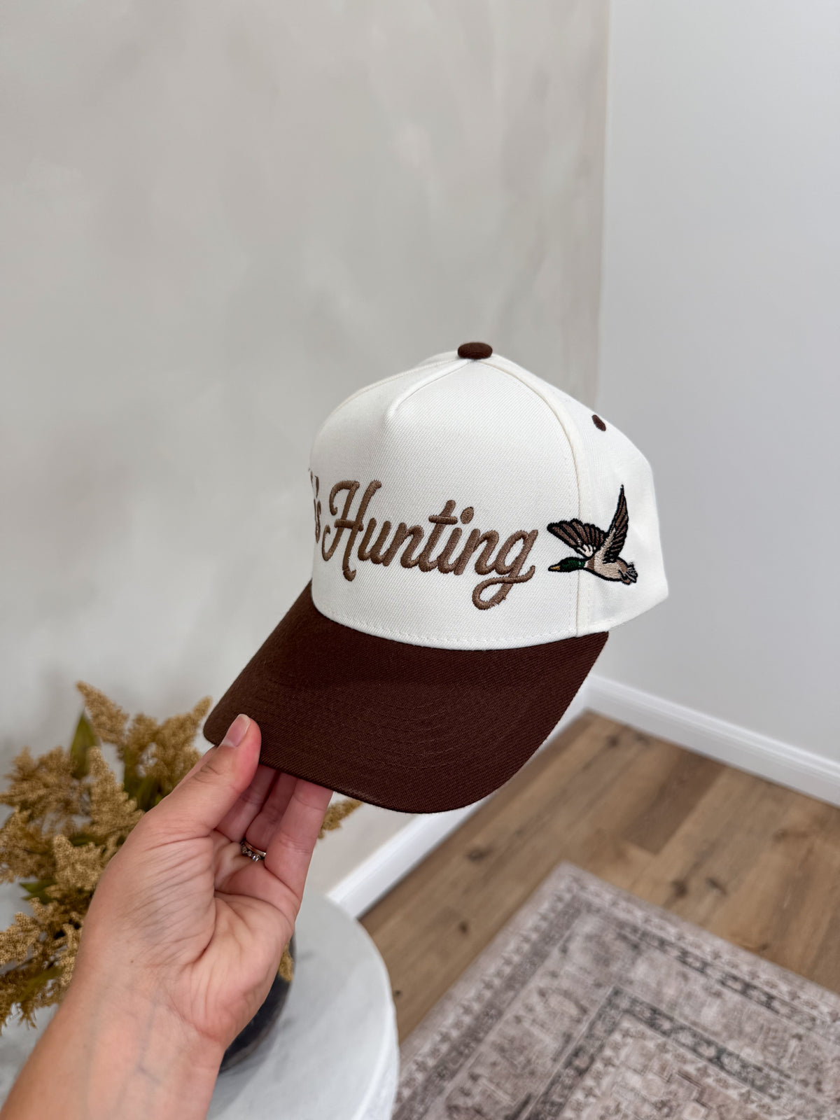 He's Hunting Trucker Hat - beige/brown