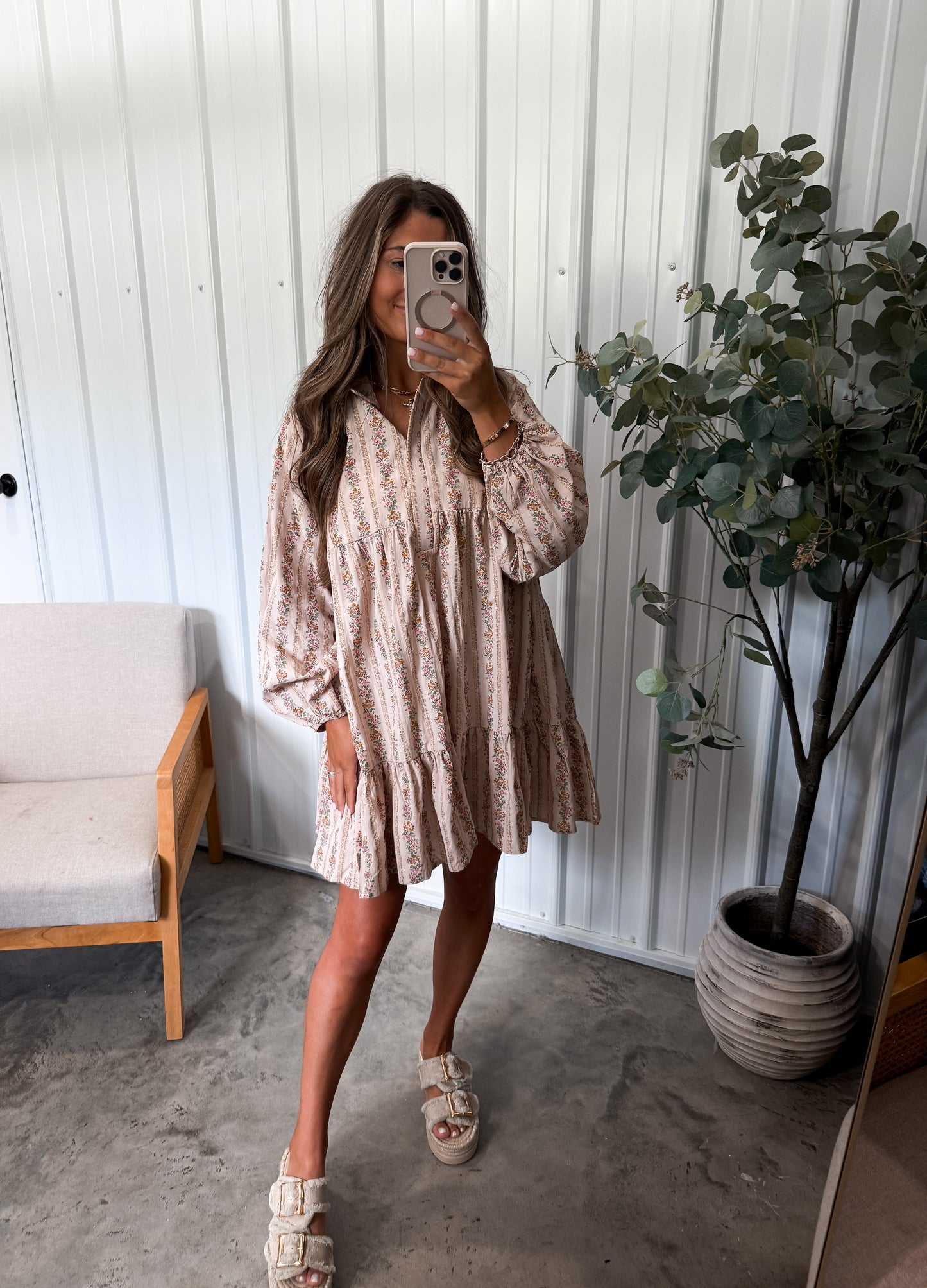 Farah Floral Button-up Collar dress