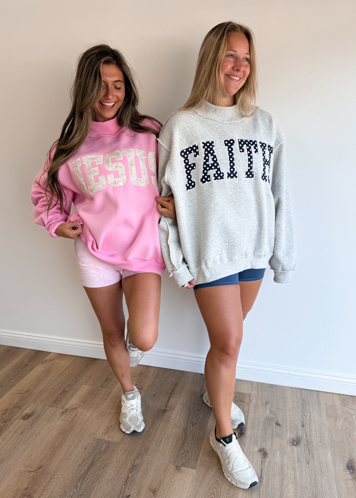 FAITH Embroidered Mock Neck Pullover - heather grey/polka dot