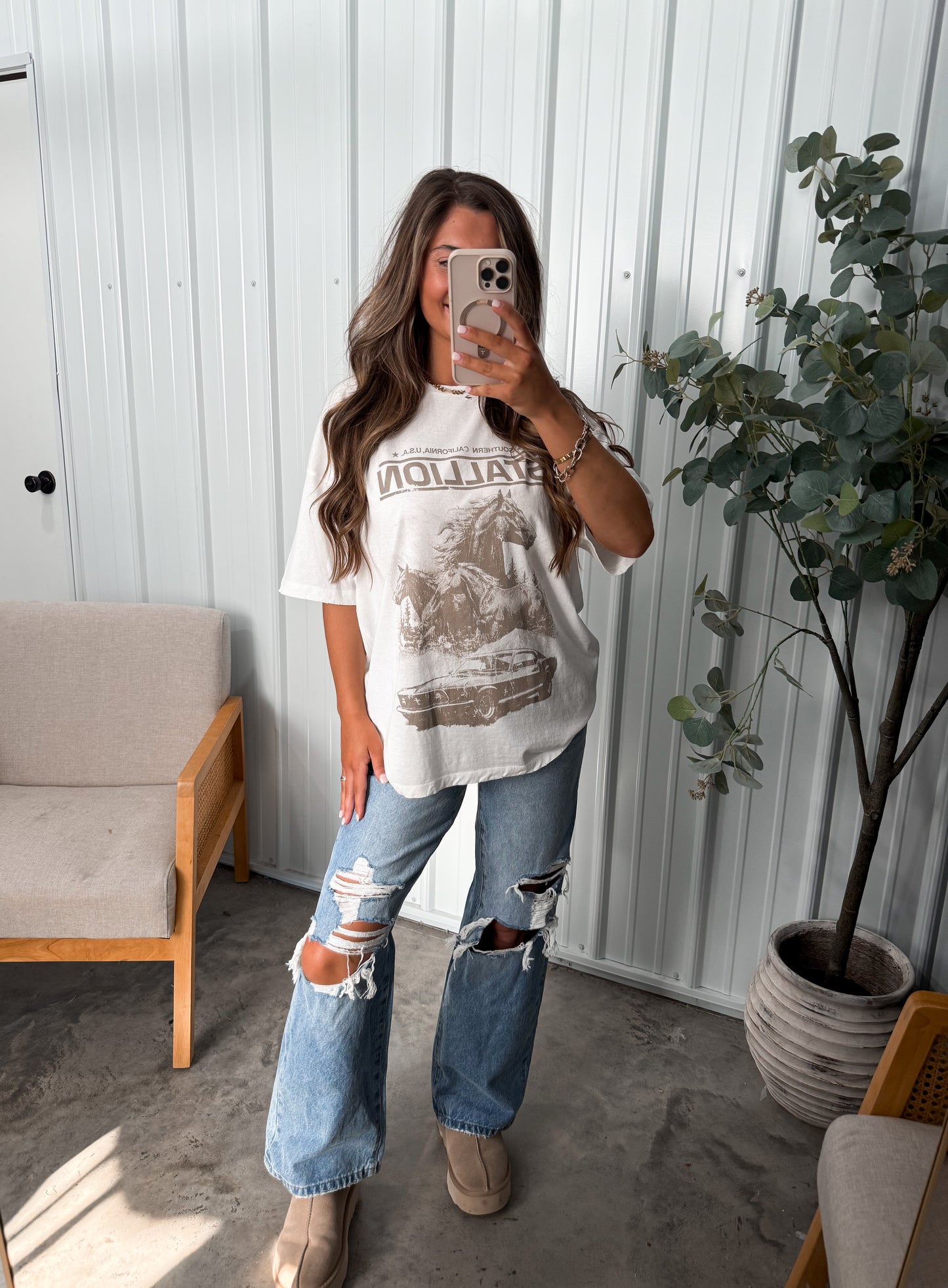 Stallion Graphic Tee- ivory