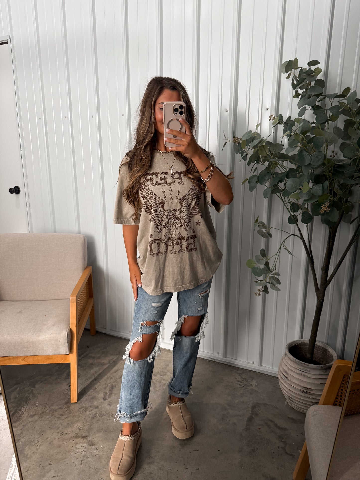 Free Bird Washed Tee- taupe