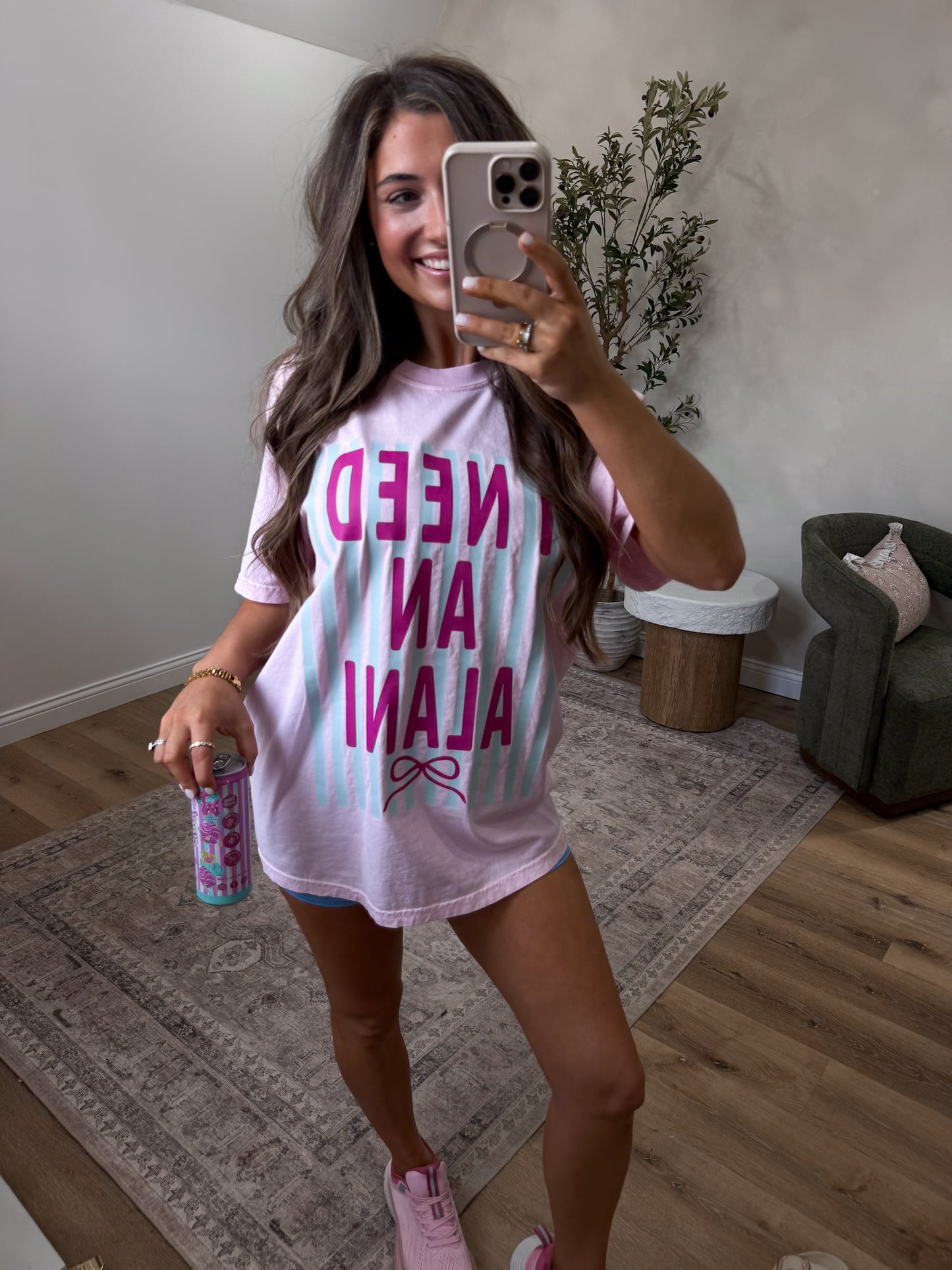 "I Need An Alani" Tee - pink blossom