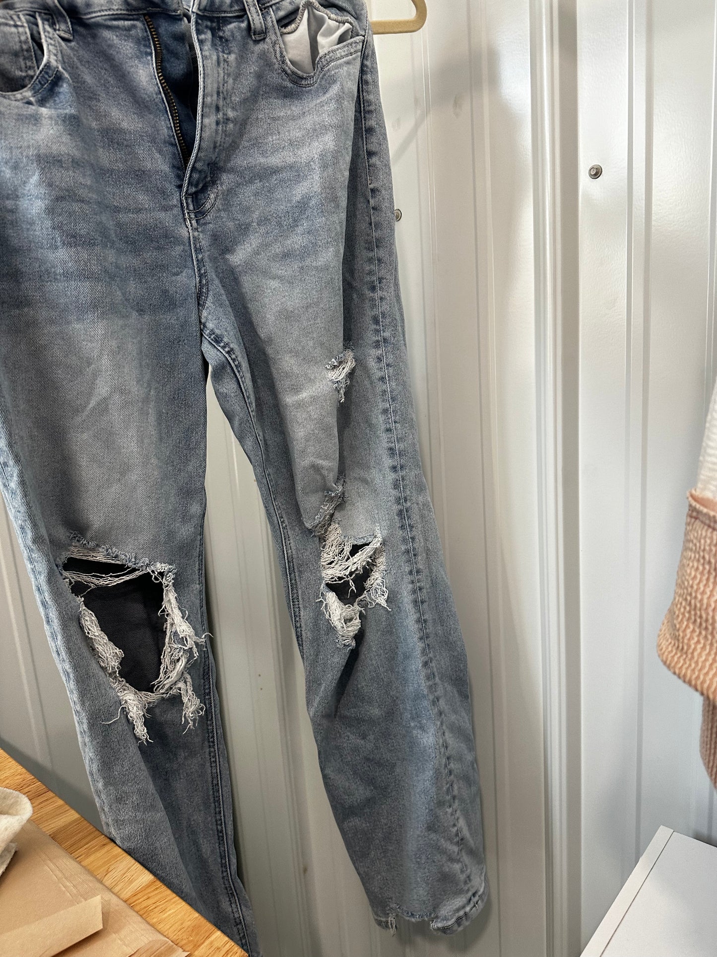 Comfort Stretch Light Wash Straight Jeans * Lightly Loved*