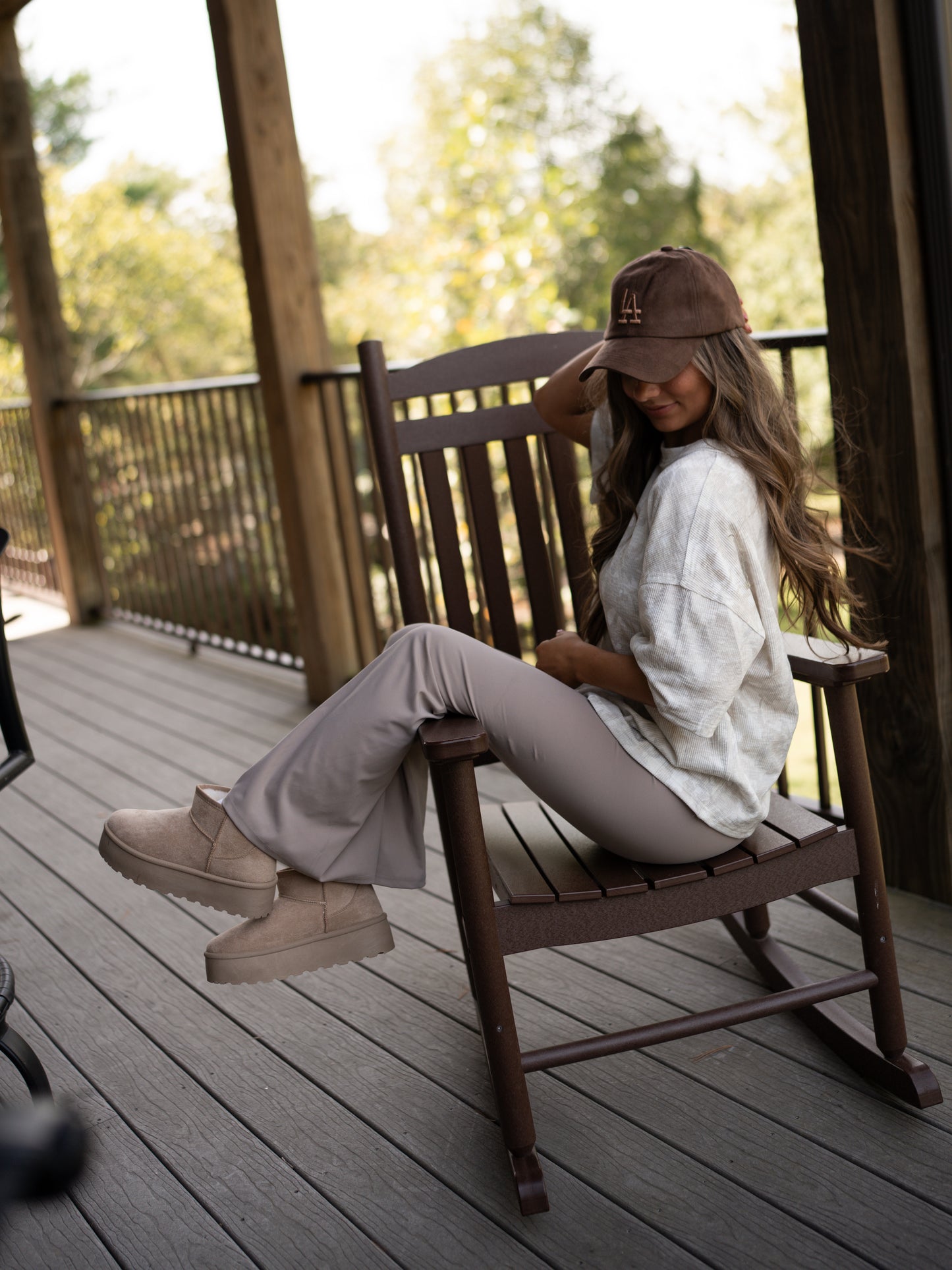 Suede LA Embroidered hat - 2 colorways