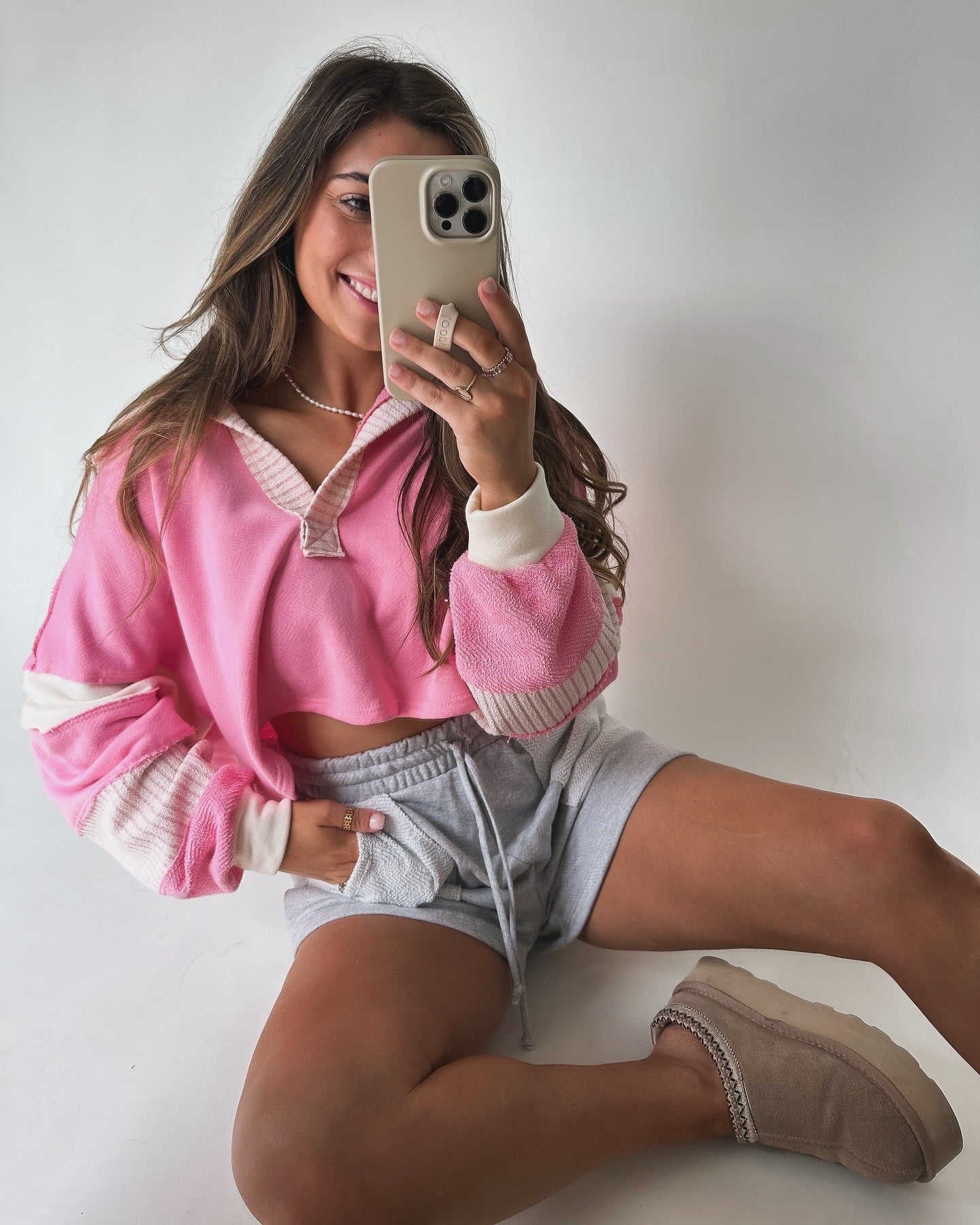 The Cropped Avery Pullover- Pink/Cream