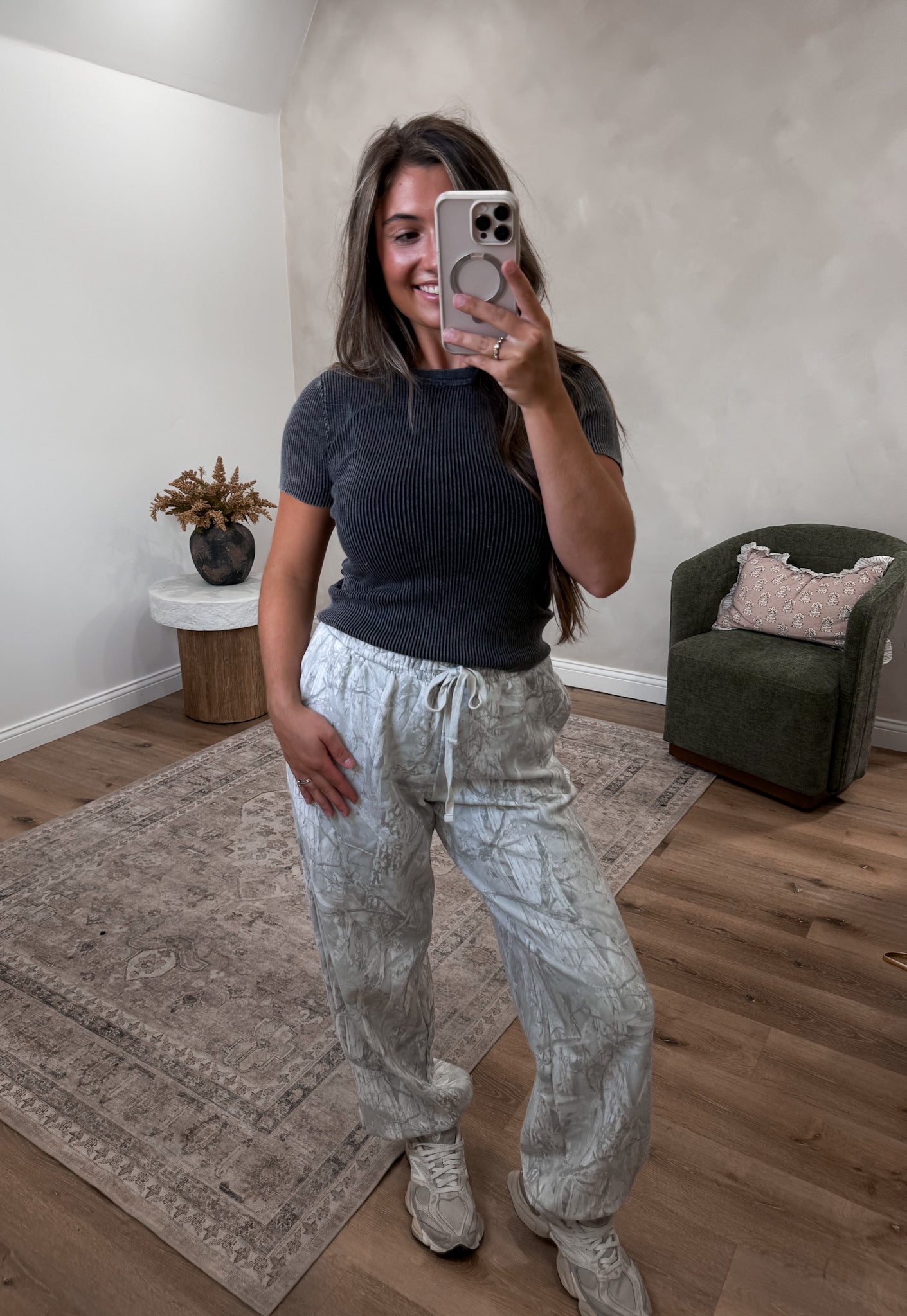Badlands Camo Joggers - gray