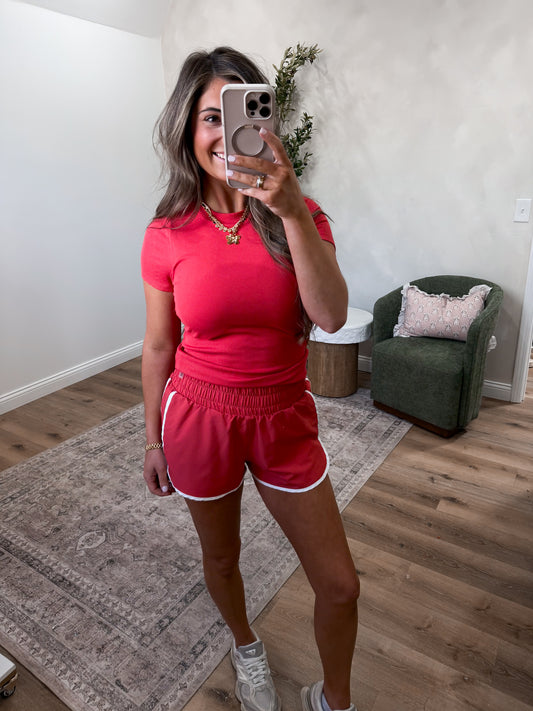 Padded Ribbed Athleisure Tee - blushed brick