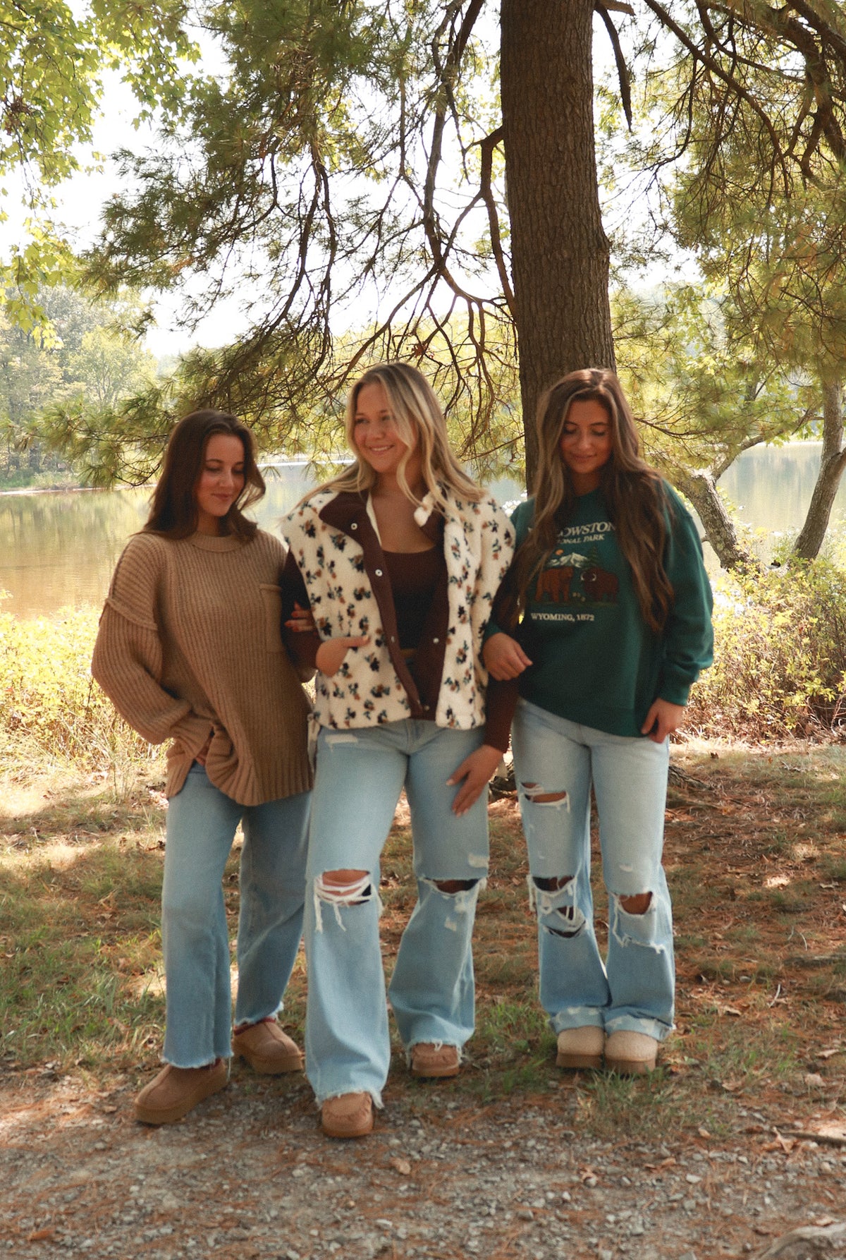 Yellowstone Embroidered Pullover - dark green