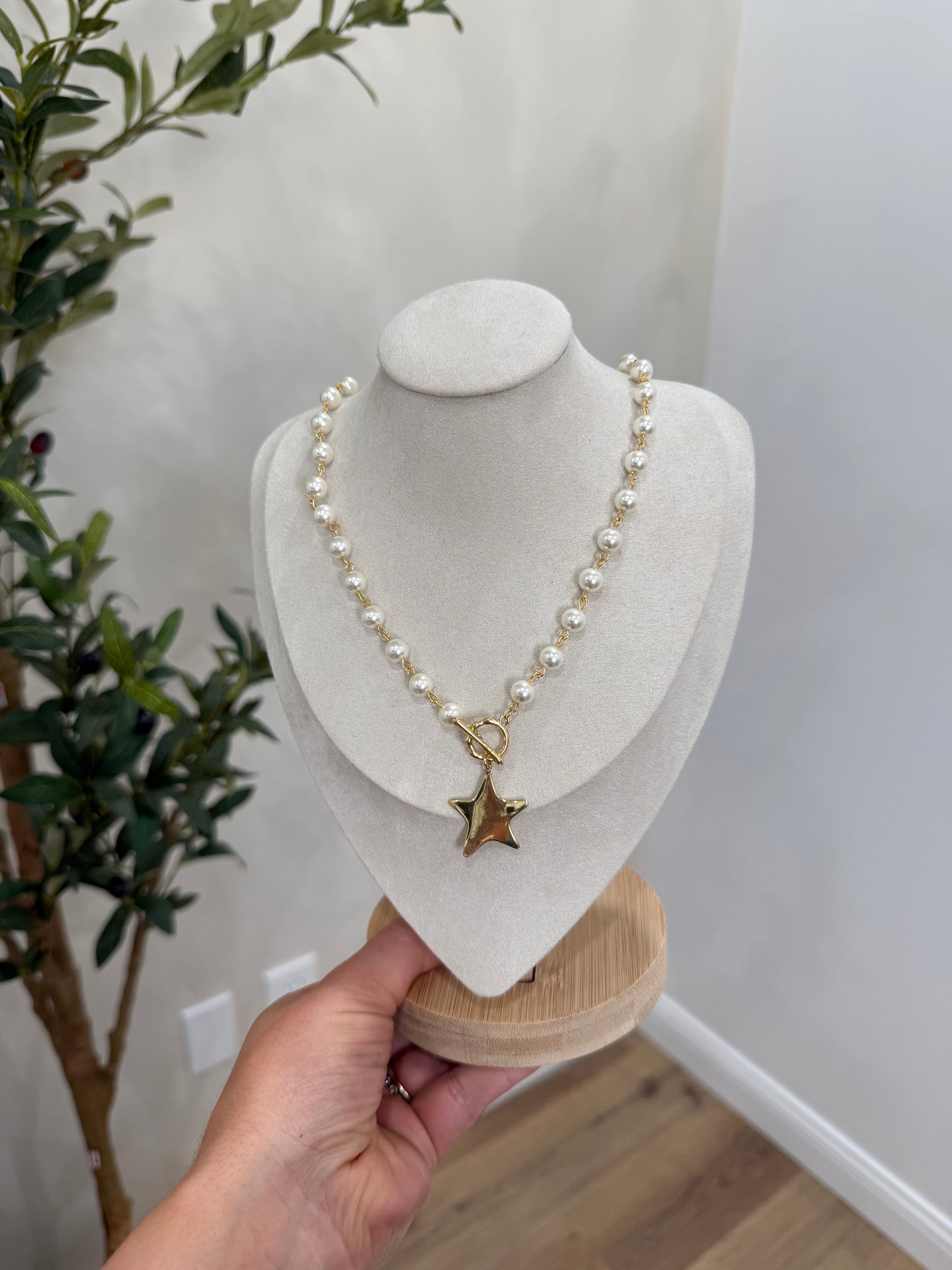Shining Star Pearl Chain Necklace