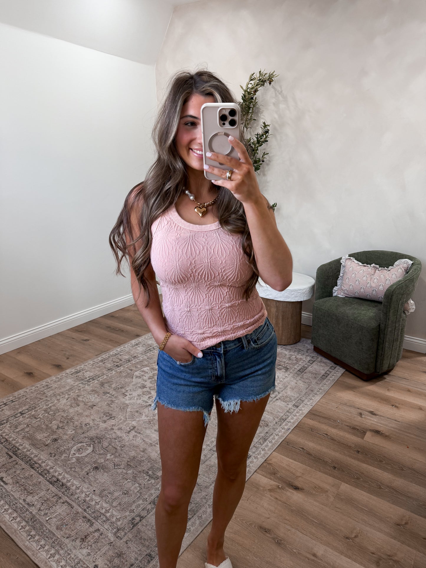 Vintage Afterglow Reversible Lace Tank - sweet peach