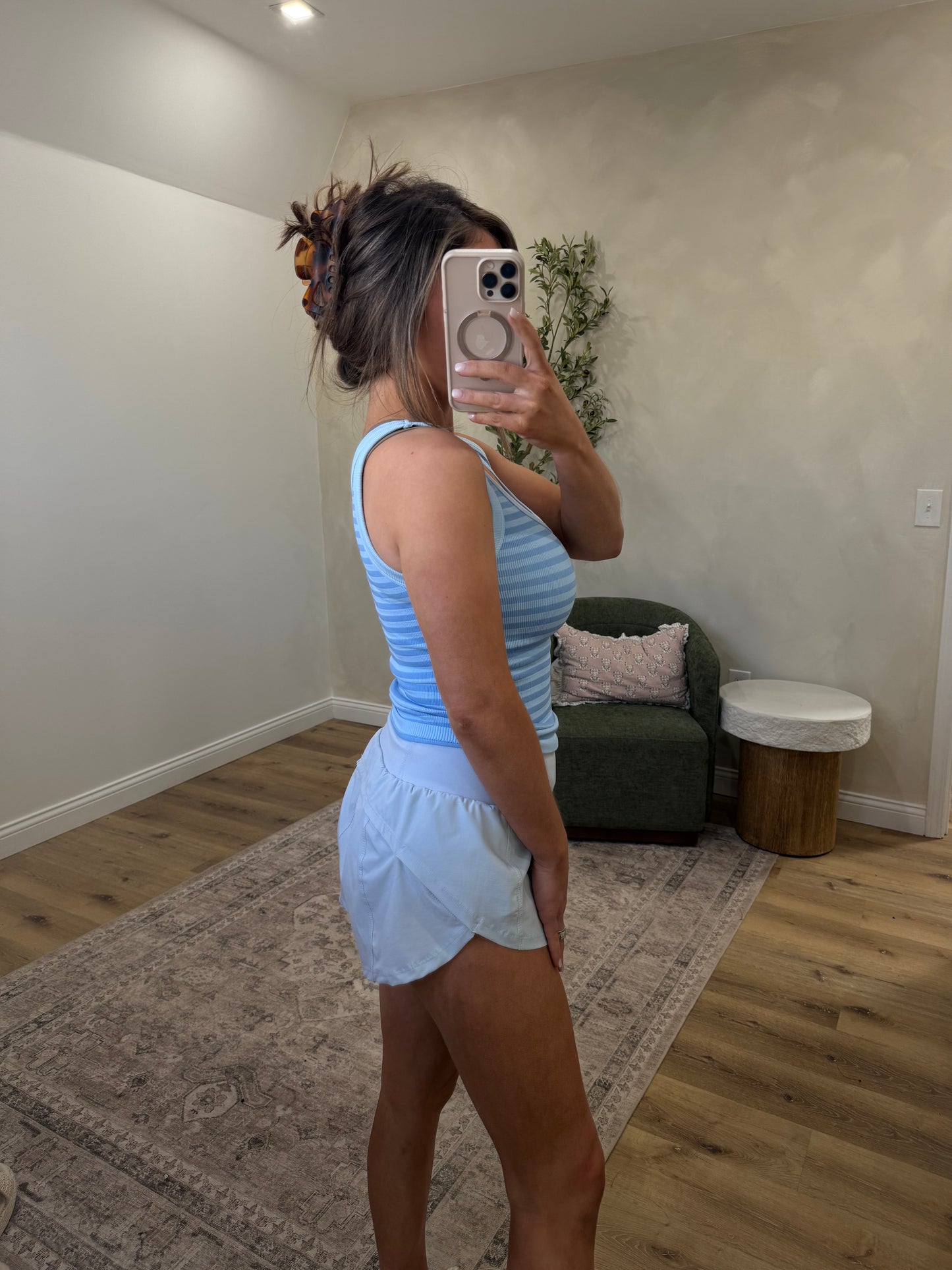 Curve Control Mini Active Shorts - halogen blue