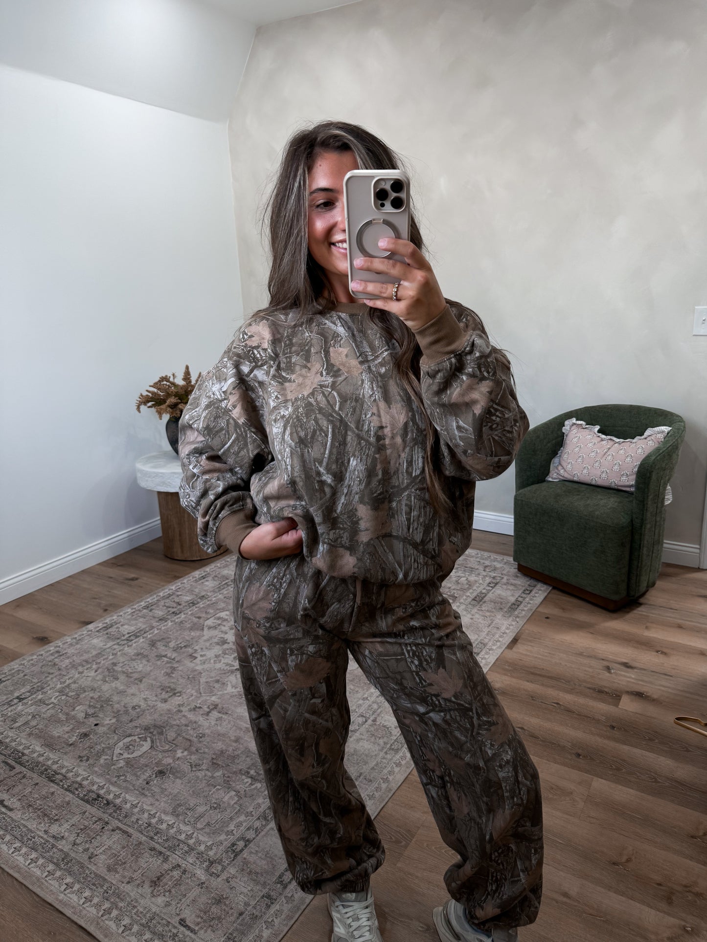 Badlands Camo Crew Pullover - brown