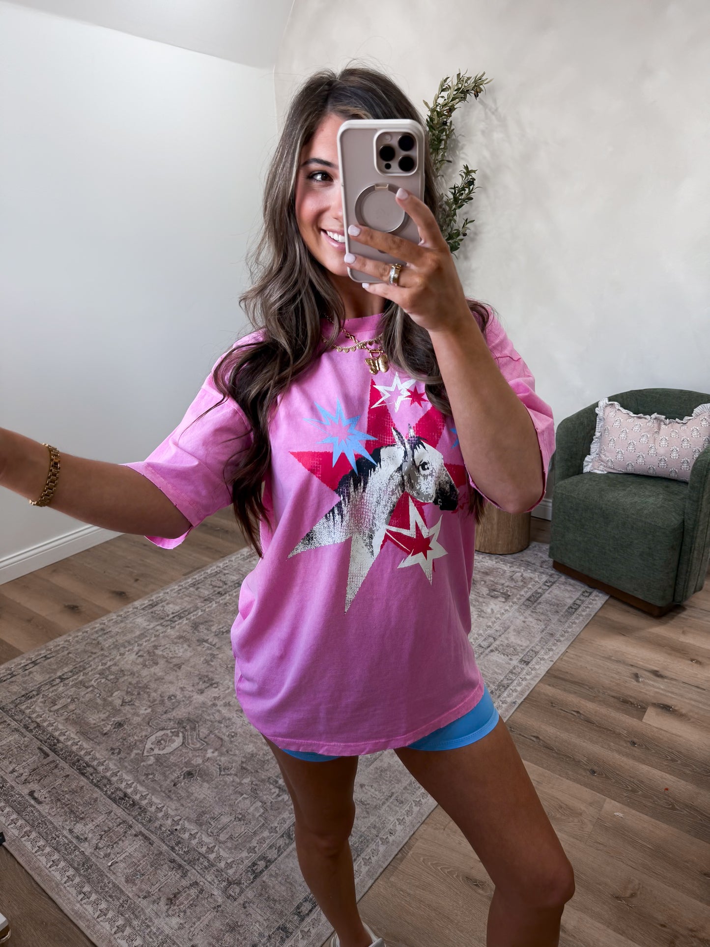 Star Horse Distressed Graphic Tee - bubble gum