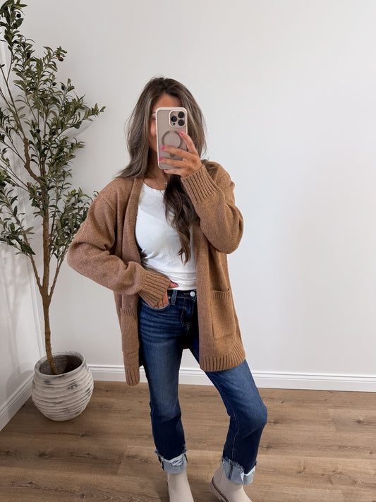 Straight Leg Cuff Jeans - Comfort Stretch