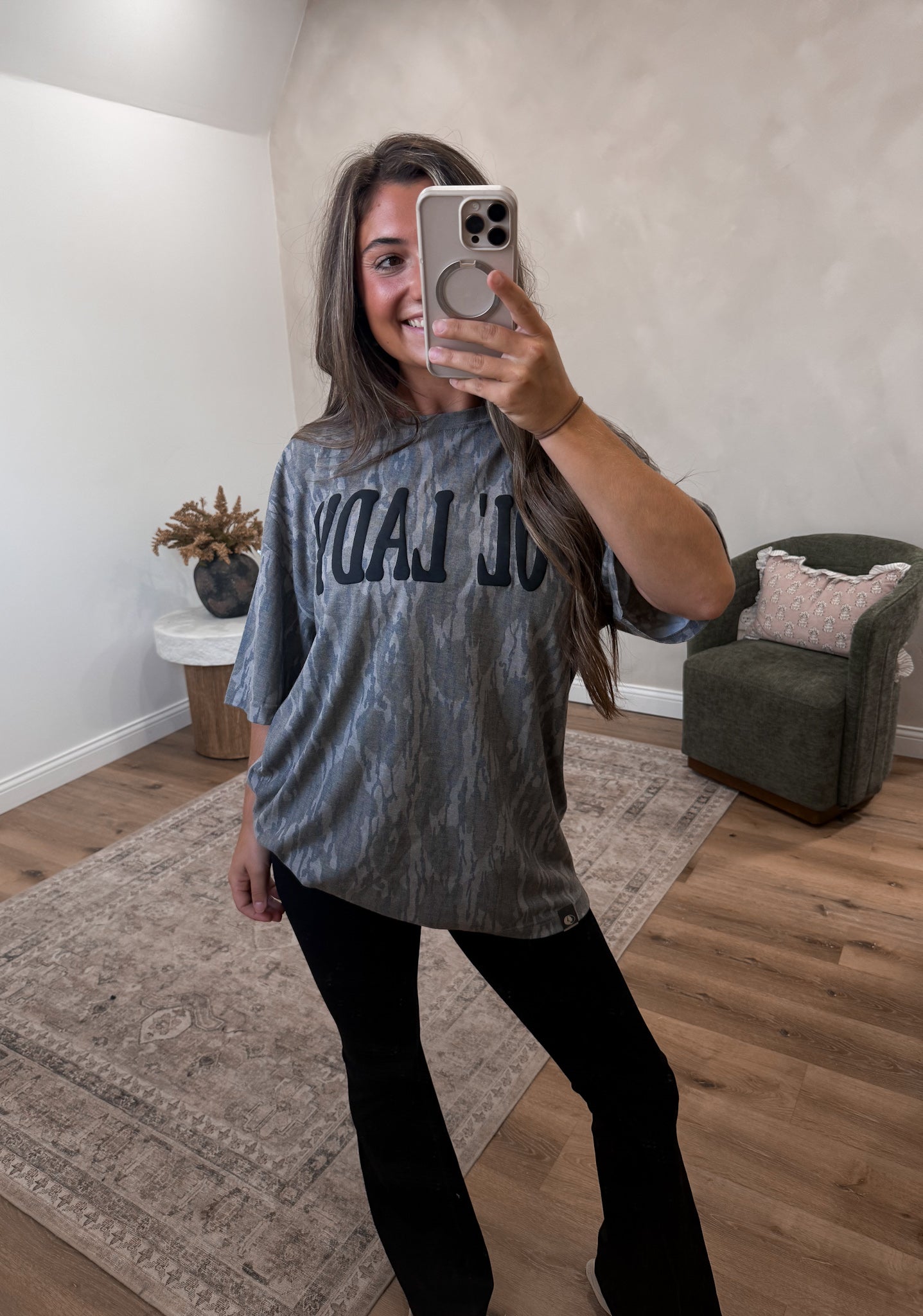 OL' LADY Bottomland Camo Tee - black