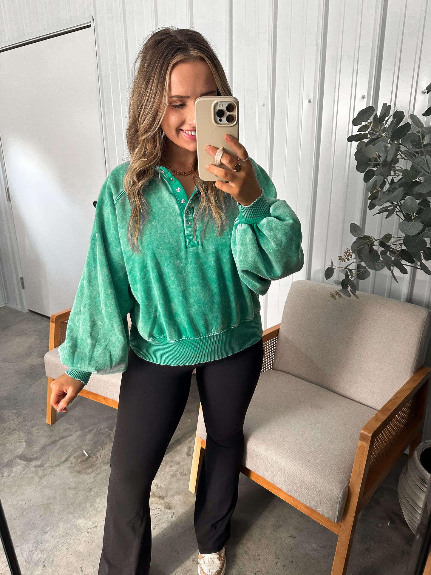 Megan Button Up Pullover - Kelly Green