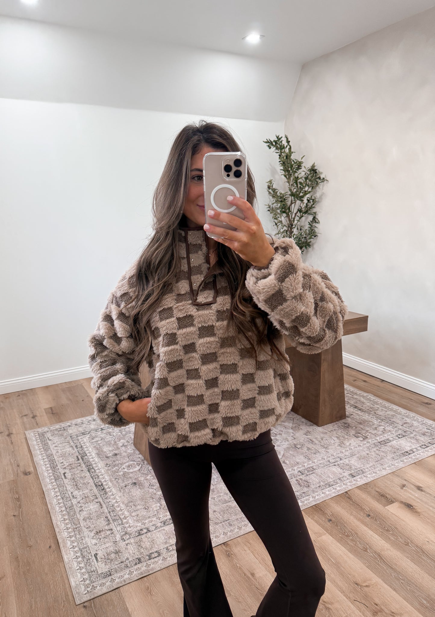 Taelyn Soft Block Pullover- Latte