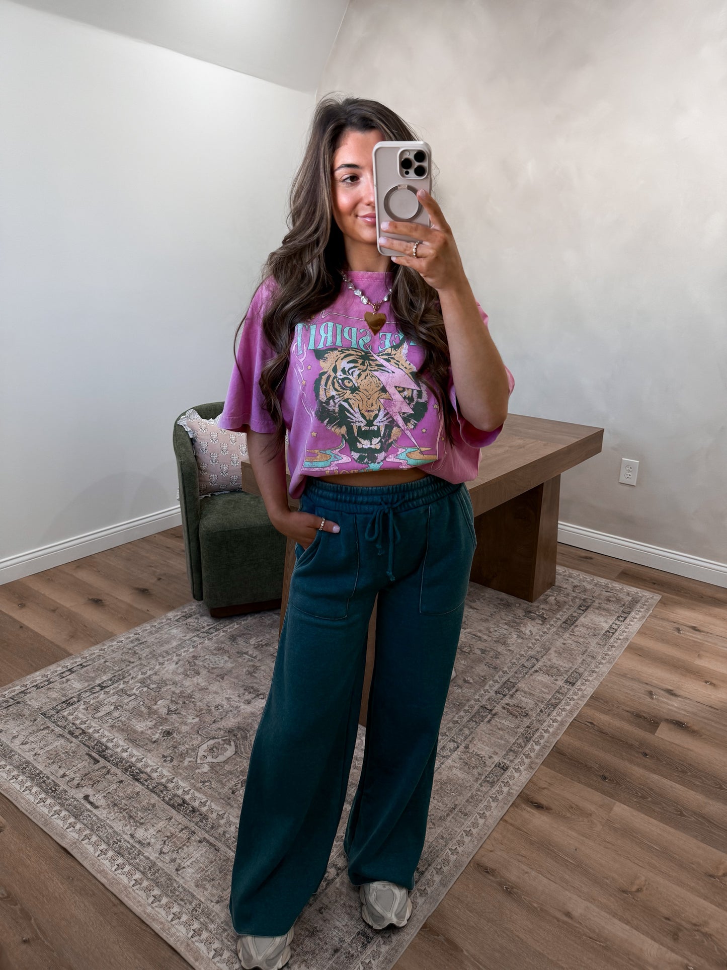 Free Spirit Tiger Vintage Graphic Tee - pink