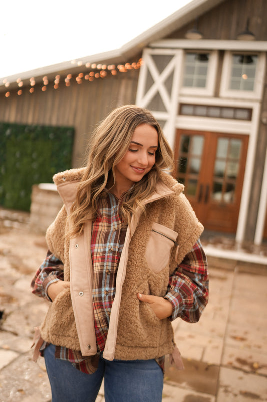 Luxe Sherpa Oversized Vest - Camel