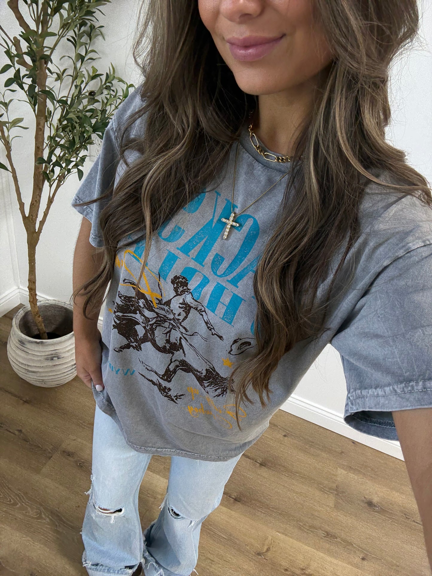 JACKSON HOLE RODEO MINERAL GRAPHIC TEE - Mineral Grey